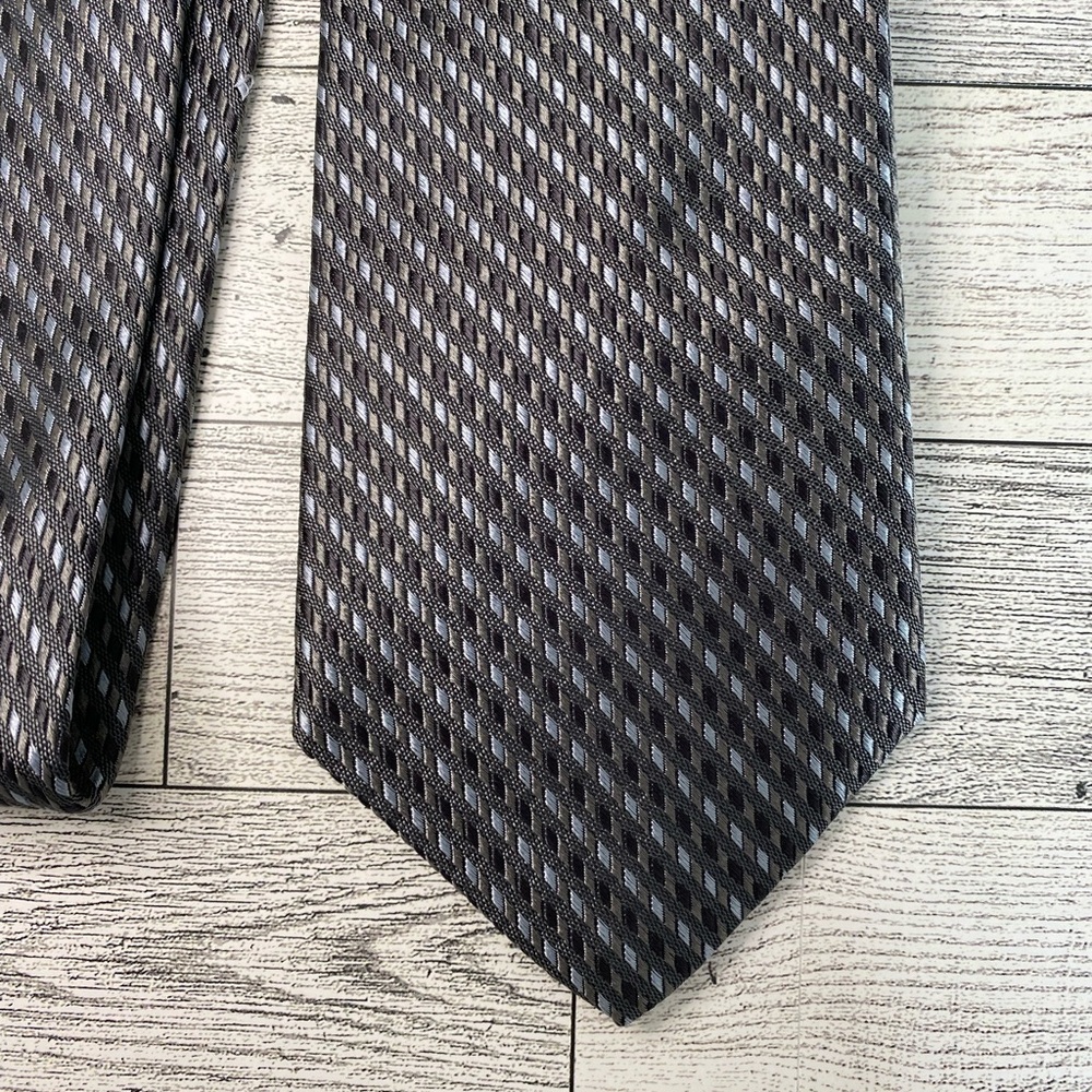 Tommy Hilfiger Mens Formal Necktie 57.5"‎ Long x 3.5" Wide Gray Silver Neck Tie - Picture 2 of 5